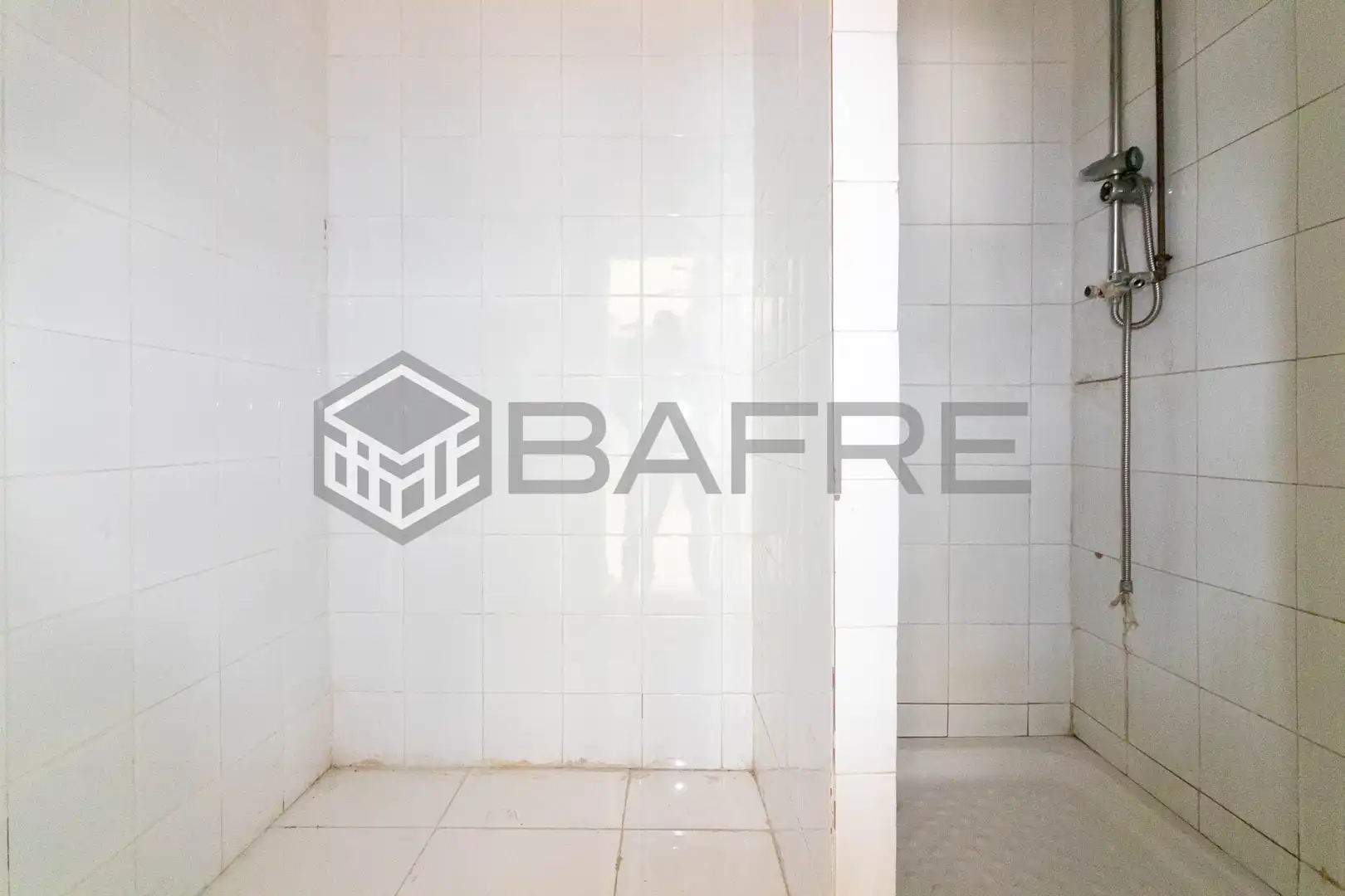 Baño de Local en venta en Madrid