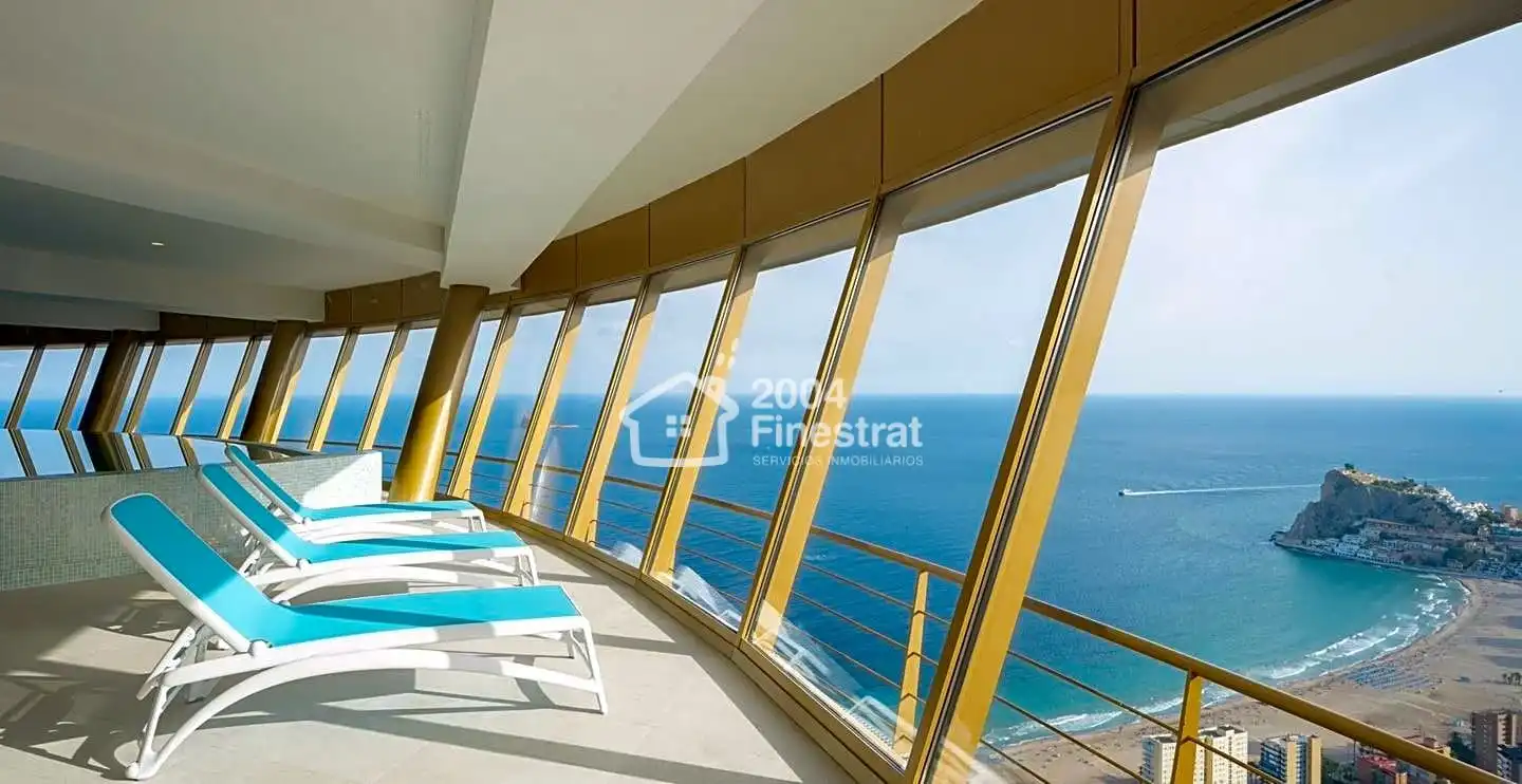 Terrasse von Wohnungen zum Verkauf in Benidorm mit Klimaanlage, Terrasse und Gemeinschaftspool