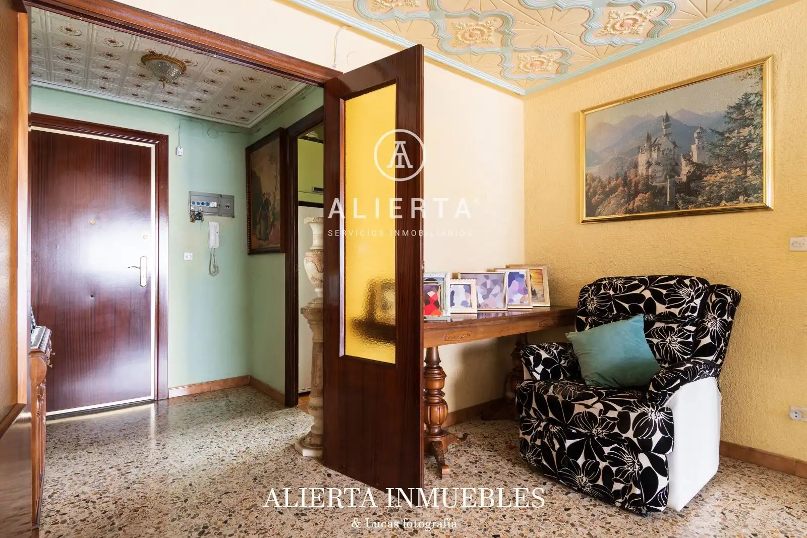 Flat for sale in Zaragoza  with Heating, Terrace and Swimming Pool