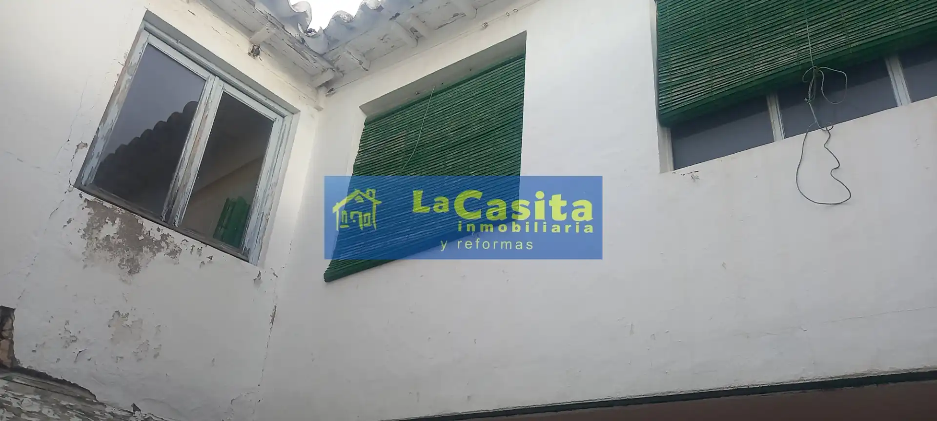 Vista exterior de Casa o xalet en venda en Almagro amb Terrassa, Traster i Balcó