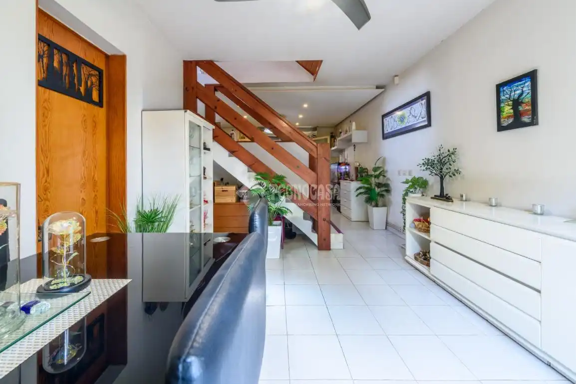 Semi-detached house with terrace for sale in Av. Corts Catalanes, imagen 5