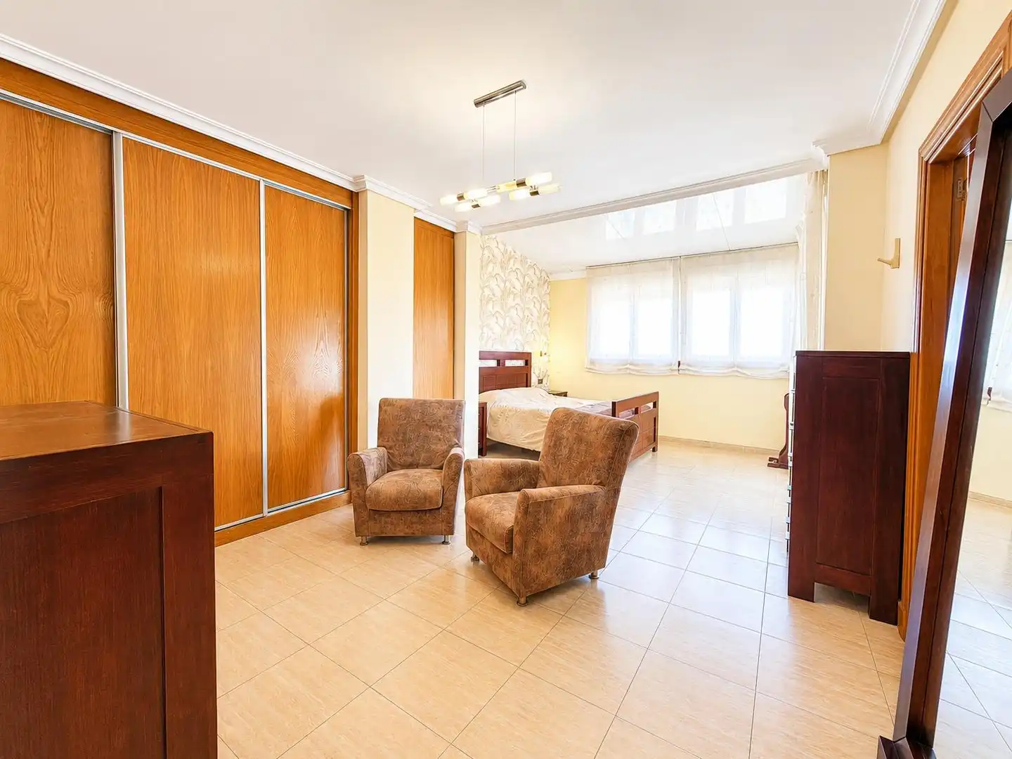 Habitación de Ático de alquiler en Almería con Aire acondicionado, Terraza y Amueblado