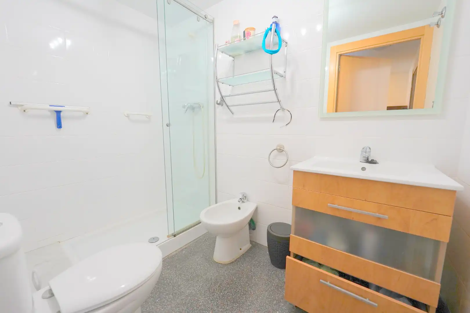 Badezimmer von Wohnung zum Verkauf in Barcelona mit Klimaanlage, Heizung und Möbliert