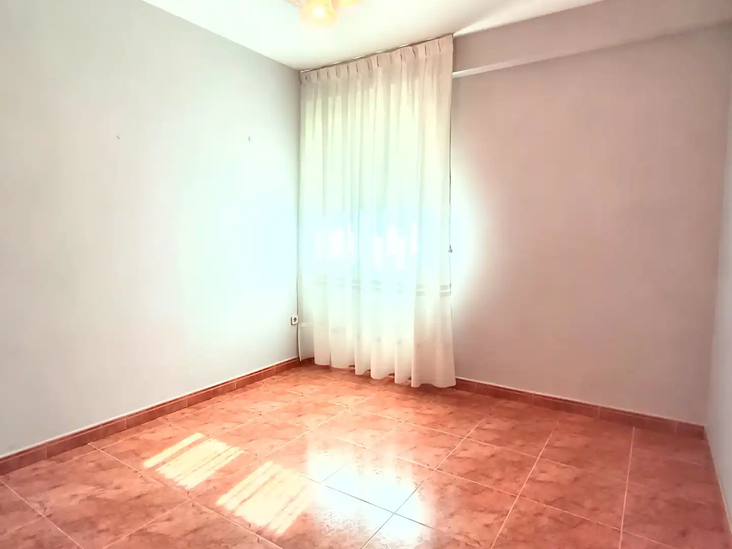 Habitación de Piso en venta en Colmenar Viejo con Calefacción, Terraza y Trastero
