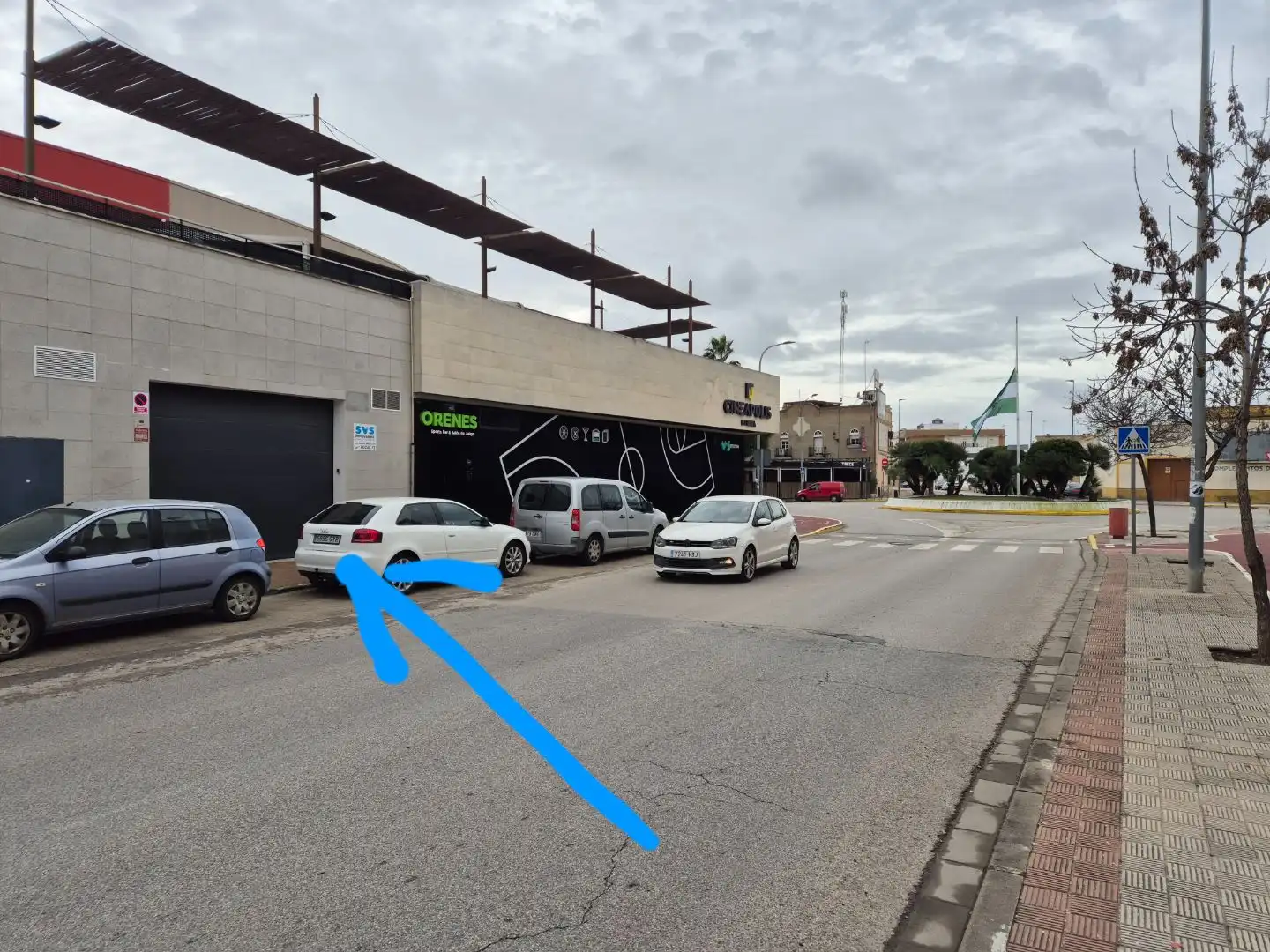 Parking of Commercial properties for rent in Utrera  with Air Conditioner and Alarm