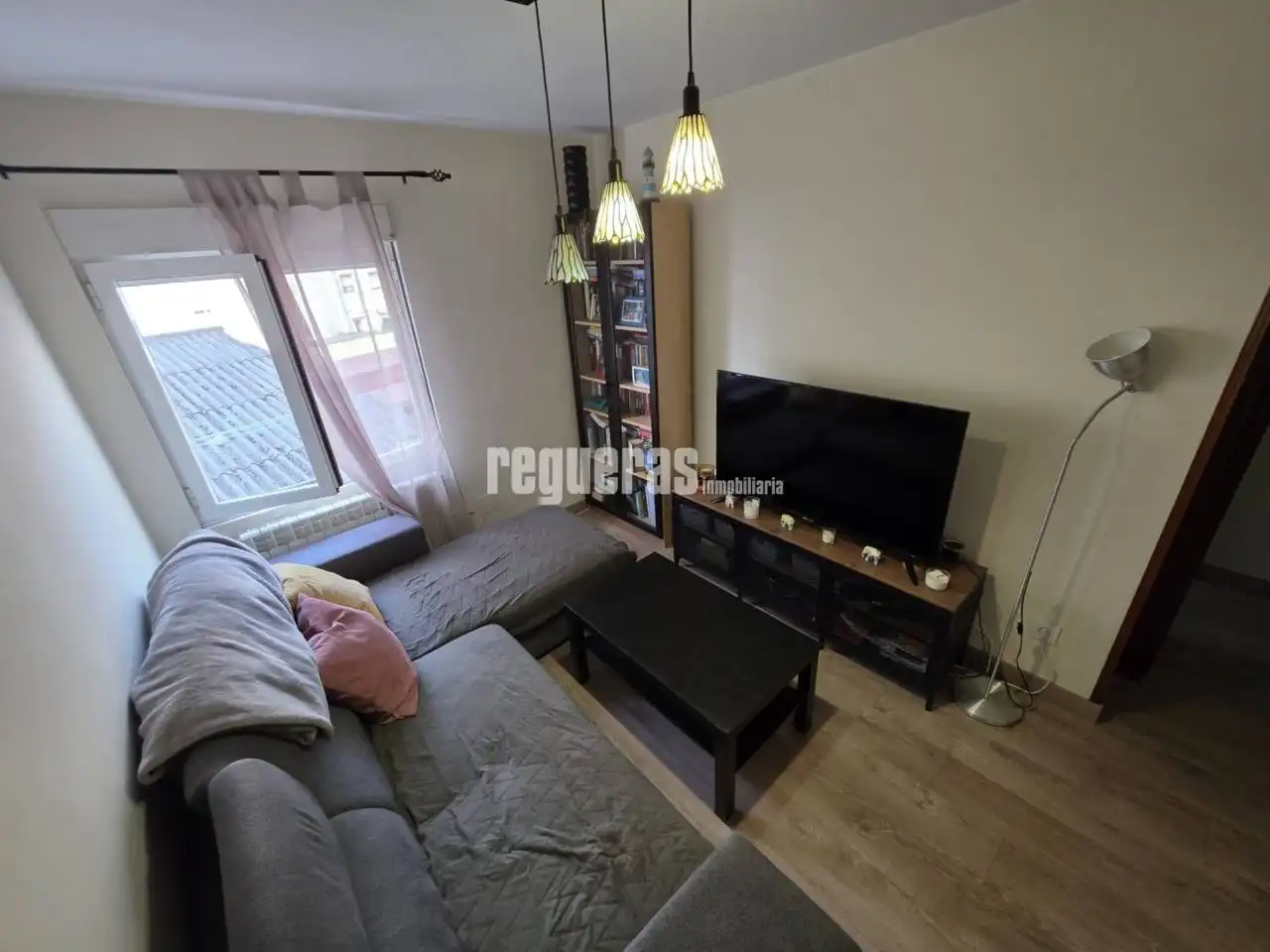 Wohnzimmer von Wohnung zur Miete in Avilés mit Heizung und Möbliert