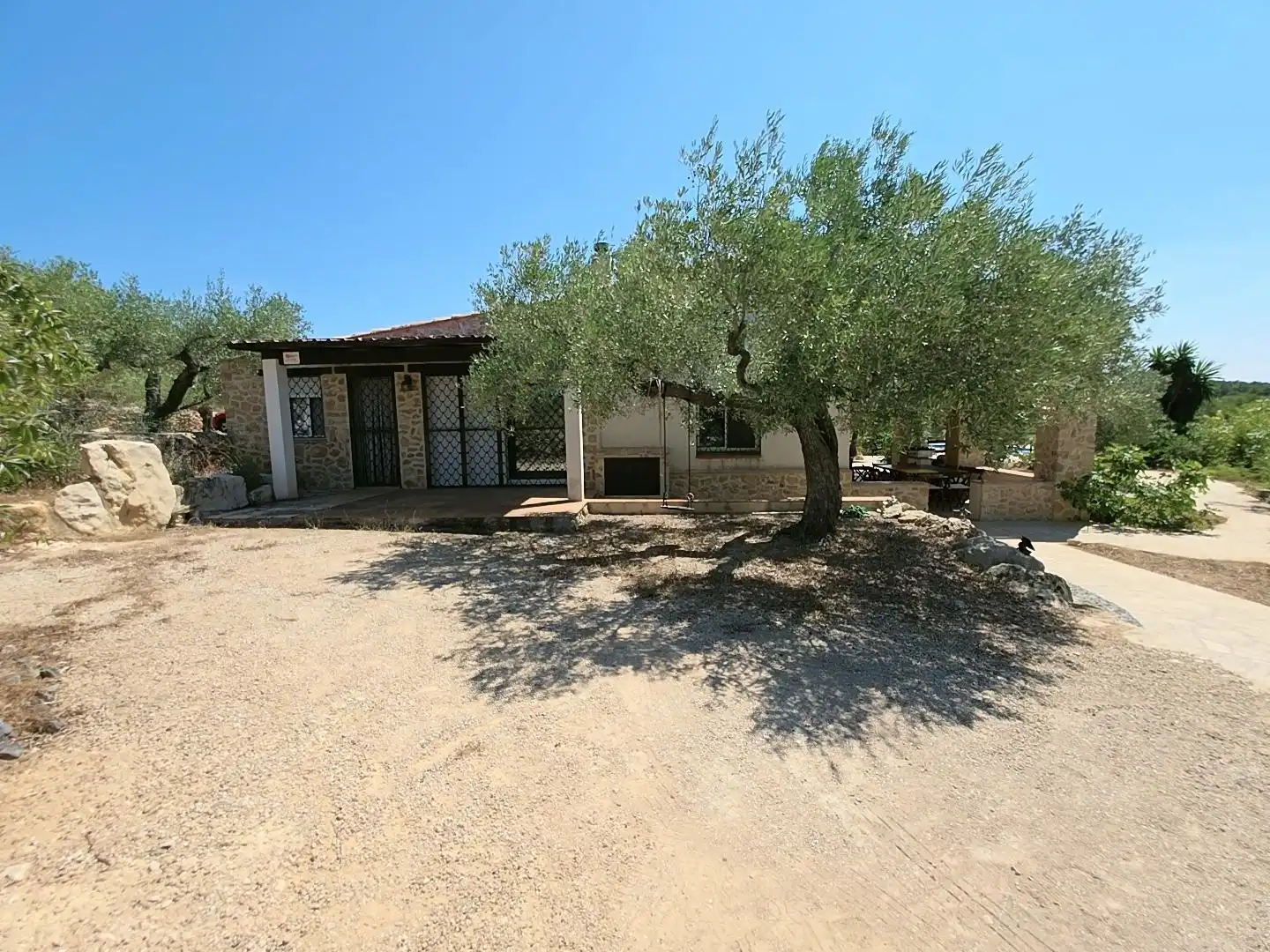 Außenansicht von Country house zum Verkauf in L'Ametlla de Mar  mit Privatgarten, Terrasse und Schwimmbad