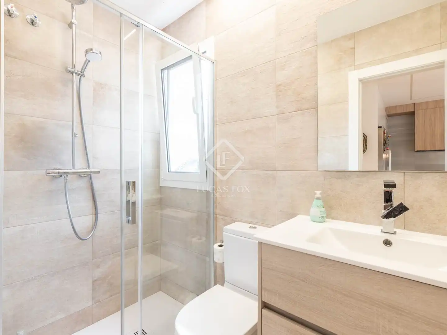 Bathroom of Houses for sale in Sitges  with Air Conditioner, Private garden and Furnished