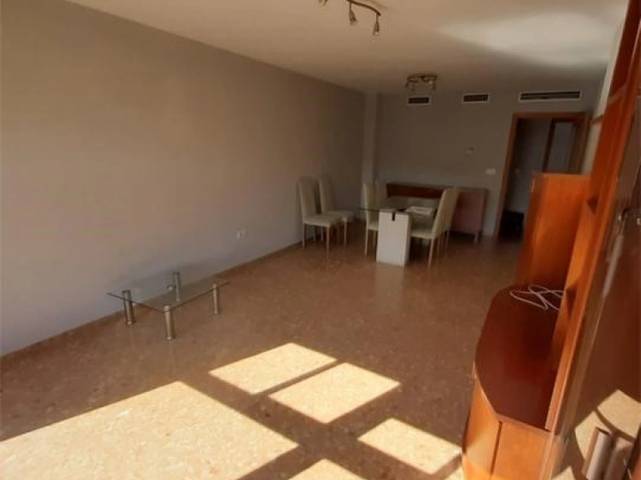 Piso en Alquiler en La Constitución - Canaleta