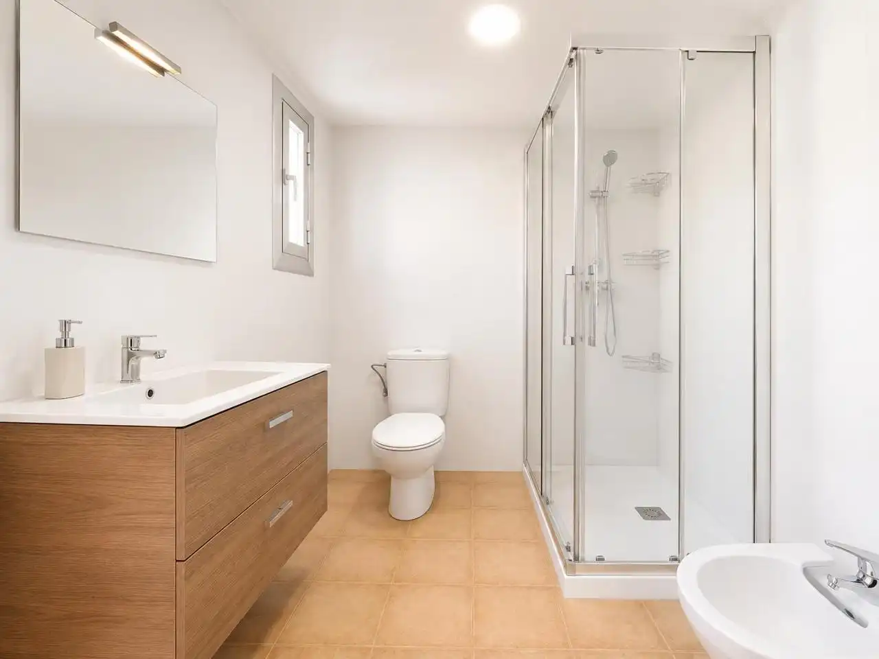 Badezimmer von Wohnung zum Verkauf in Montgat mit Klimaanlage und Terrasse