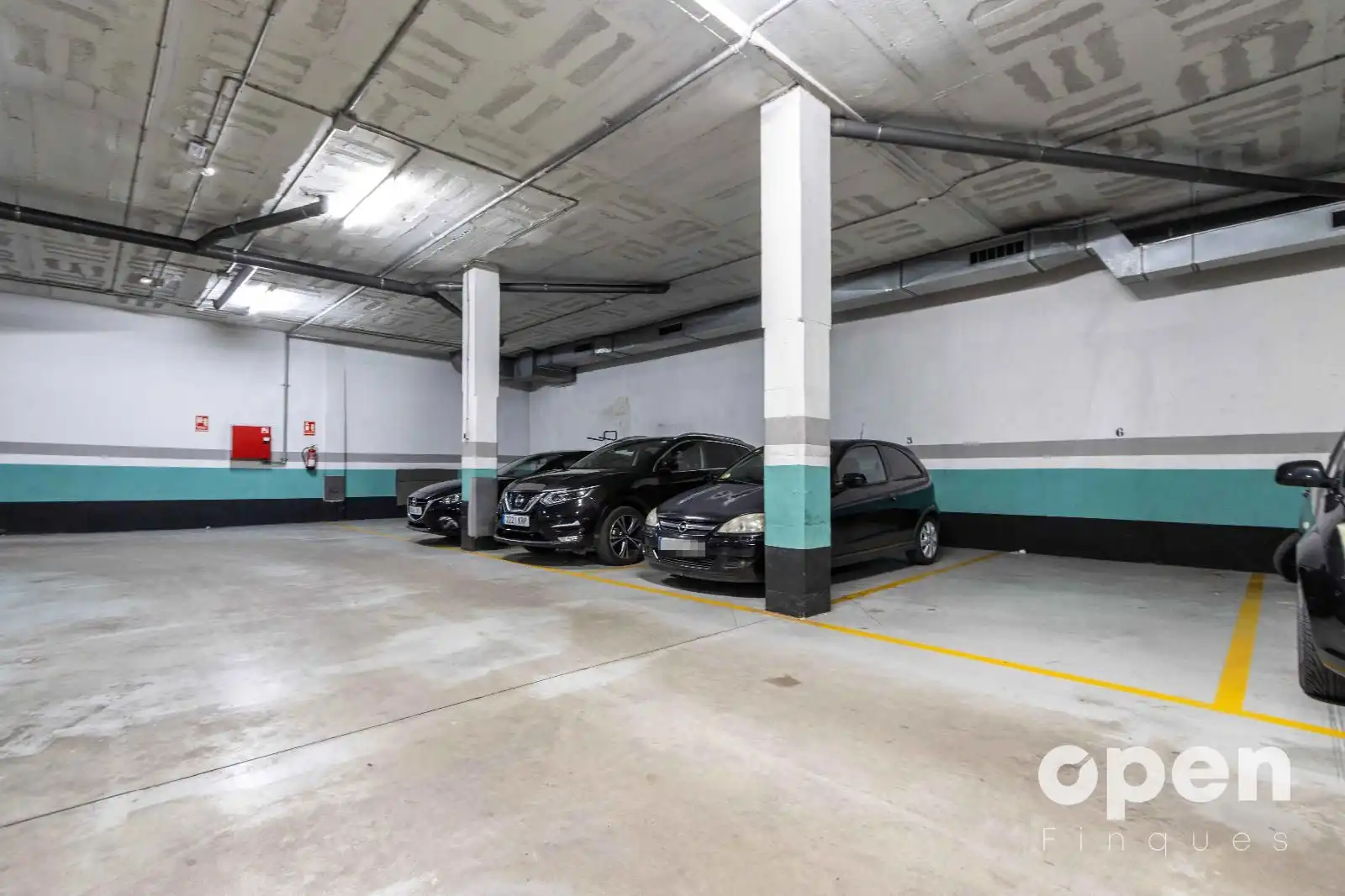 Parking of Flat for sale in Terrassa  with Air Conditioner, Heating and Terrace