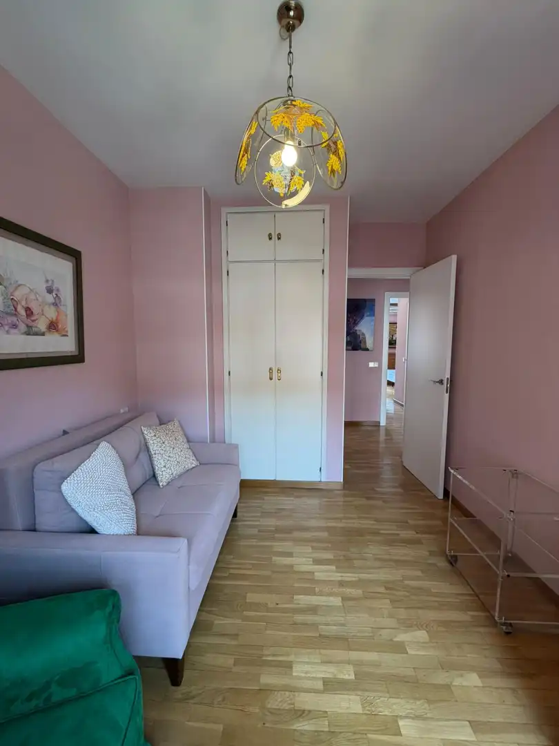 Habitación de Piso de alquiler en Madrid con Aire acondicionado, Calefacción y Parquet