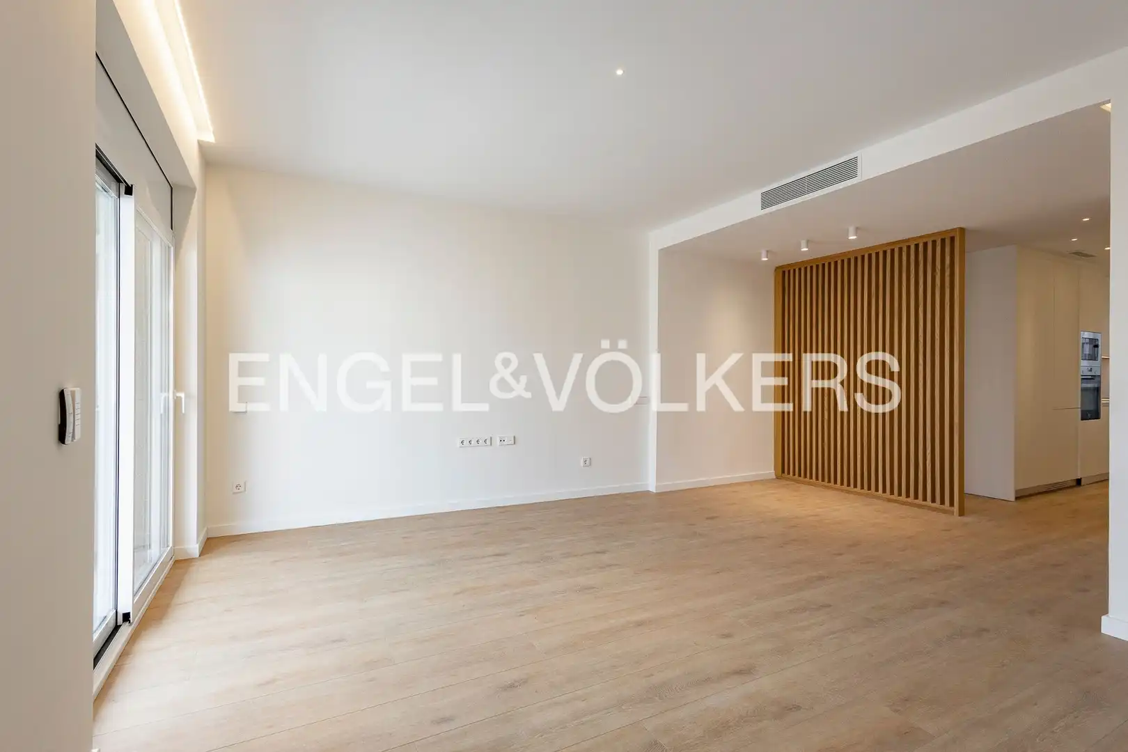 Living room of Flat for sale in Barcelona  with Air Conditioner, Heating and Parquet flooring