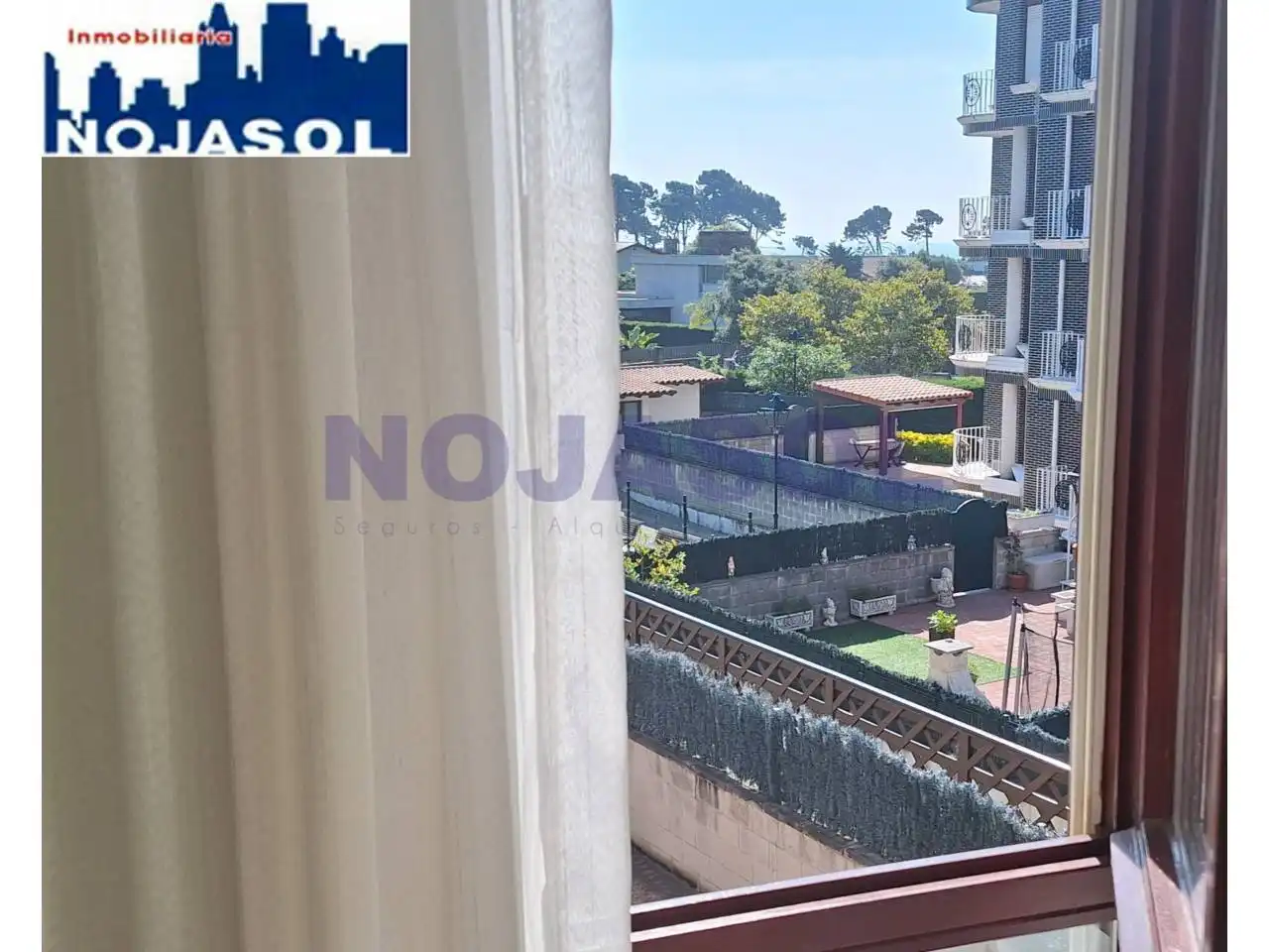 Terraza de Apartamento de alquiler en Noja con Calefacción, Terraza y Amueblado