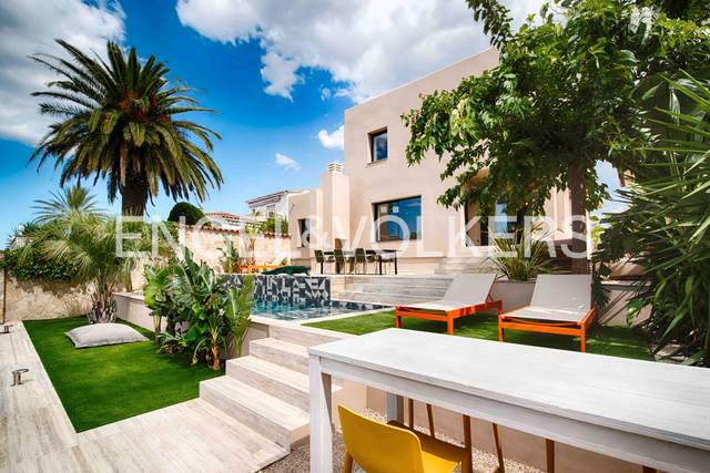 Casa-chalet en Venta en Carrer Noguera en Francolí - Freser - Noguera