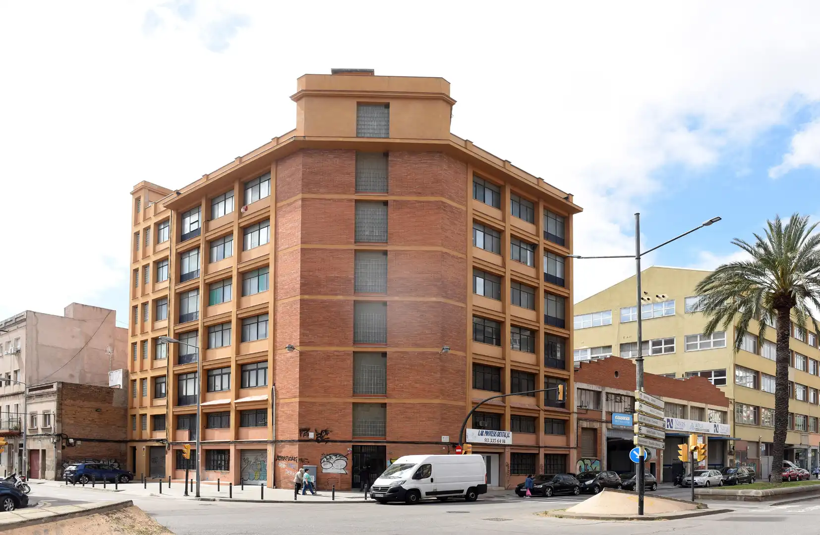Nave industrial con ascensore in vendita a Carrer Miquel Romeu, imagen 2
