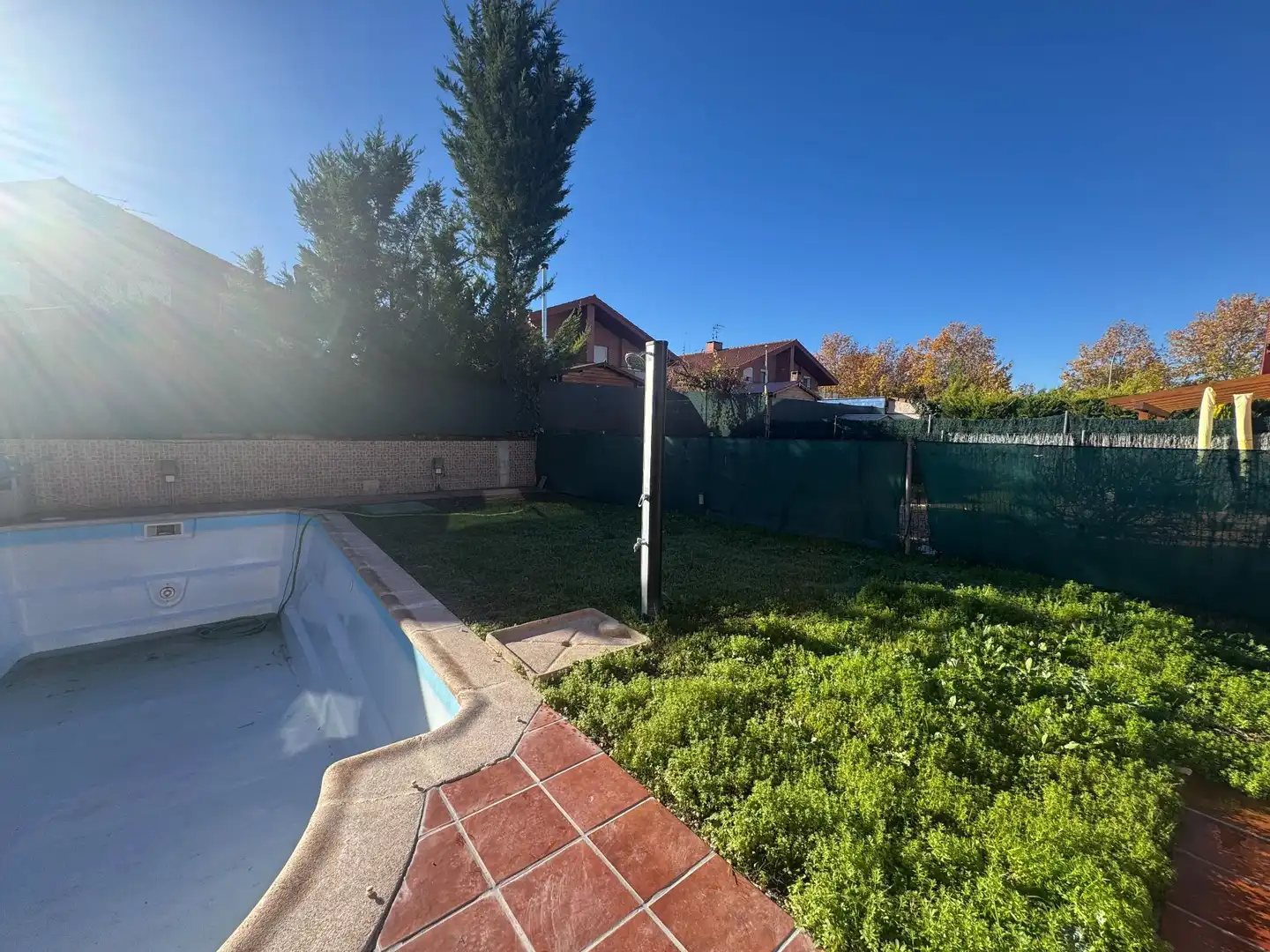 Piscina de Casa adosada en venta en Valladolid con Jardín privado, Terraza y Trastero