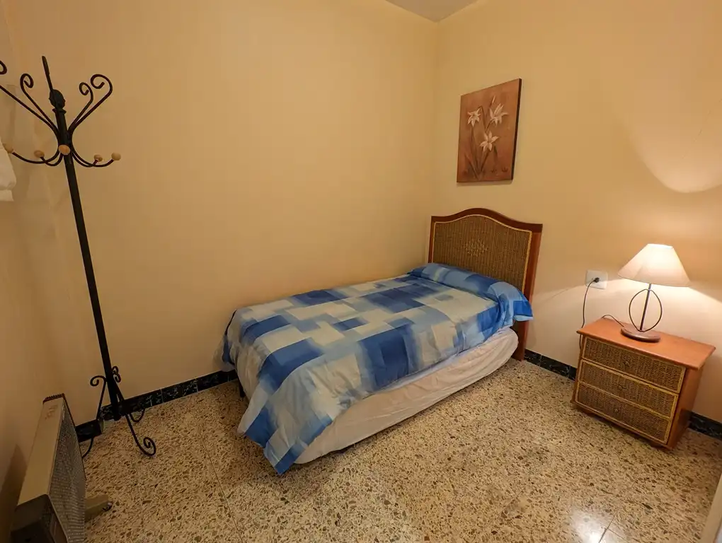 Dormitori de Casa o xalet en venda en Arens de Lledó amb Jardí privat, Moblat i Balcó