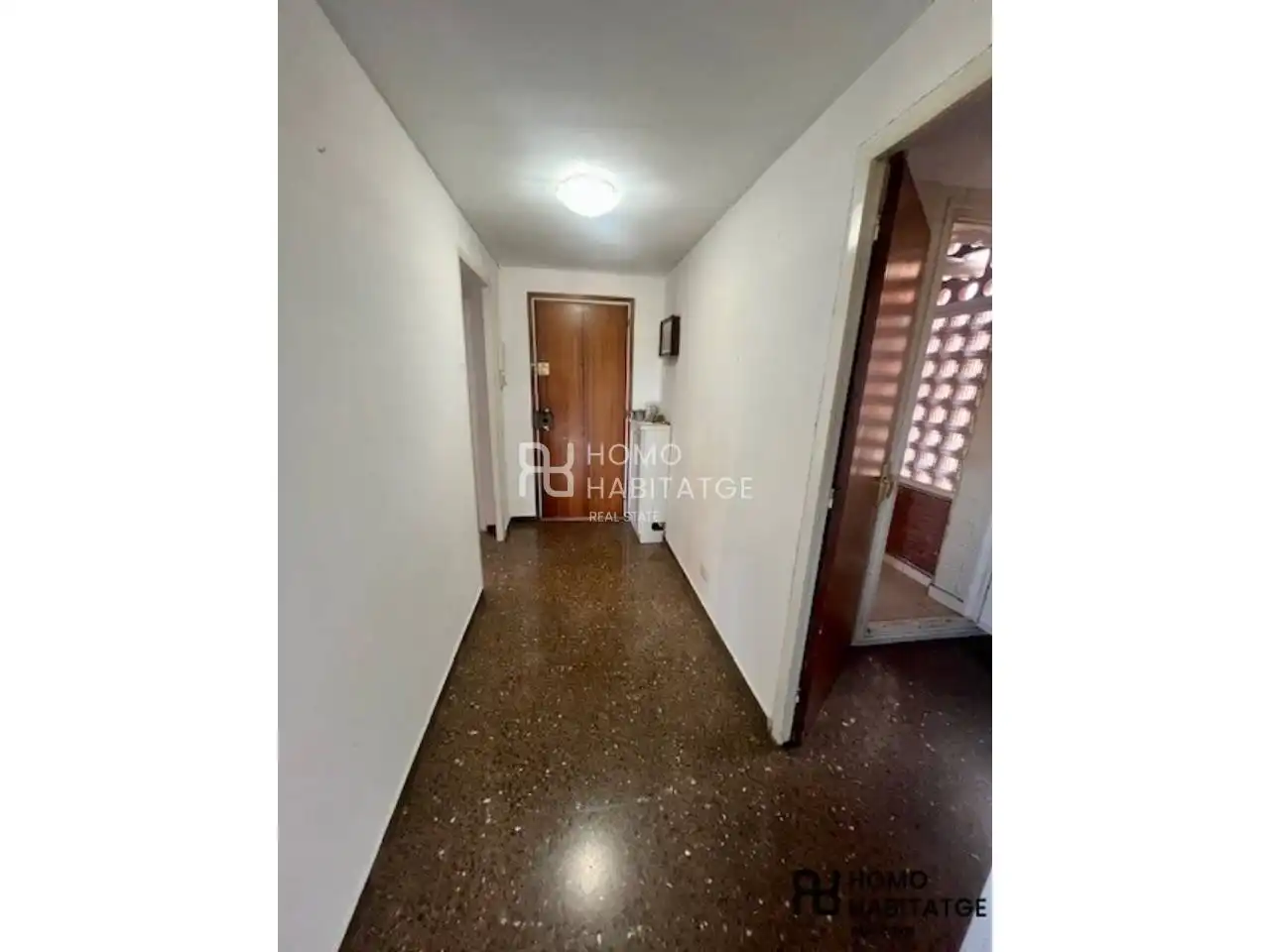 Piso en venta en Sabadell con Calefacción y Balcón