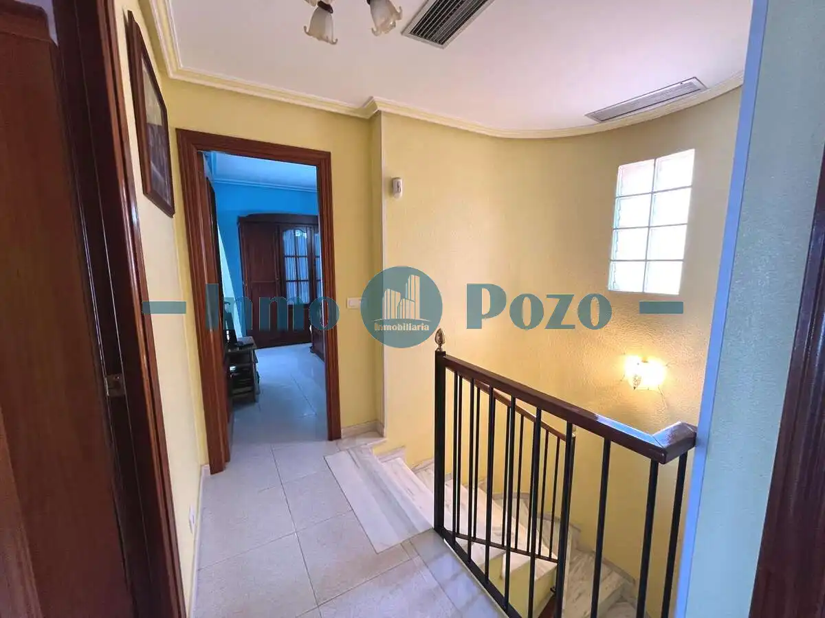 Maisonette zum Verkauf in Almendralejo mit Abstellraum und Möbliert