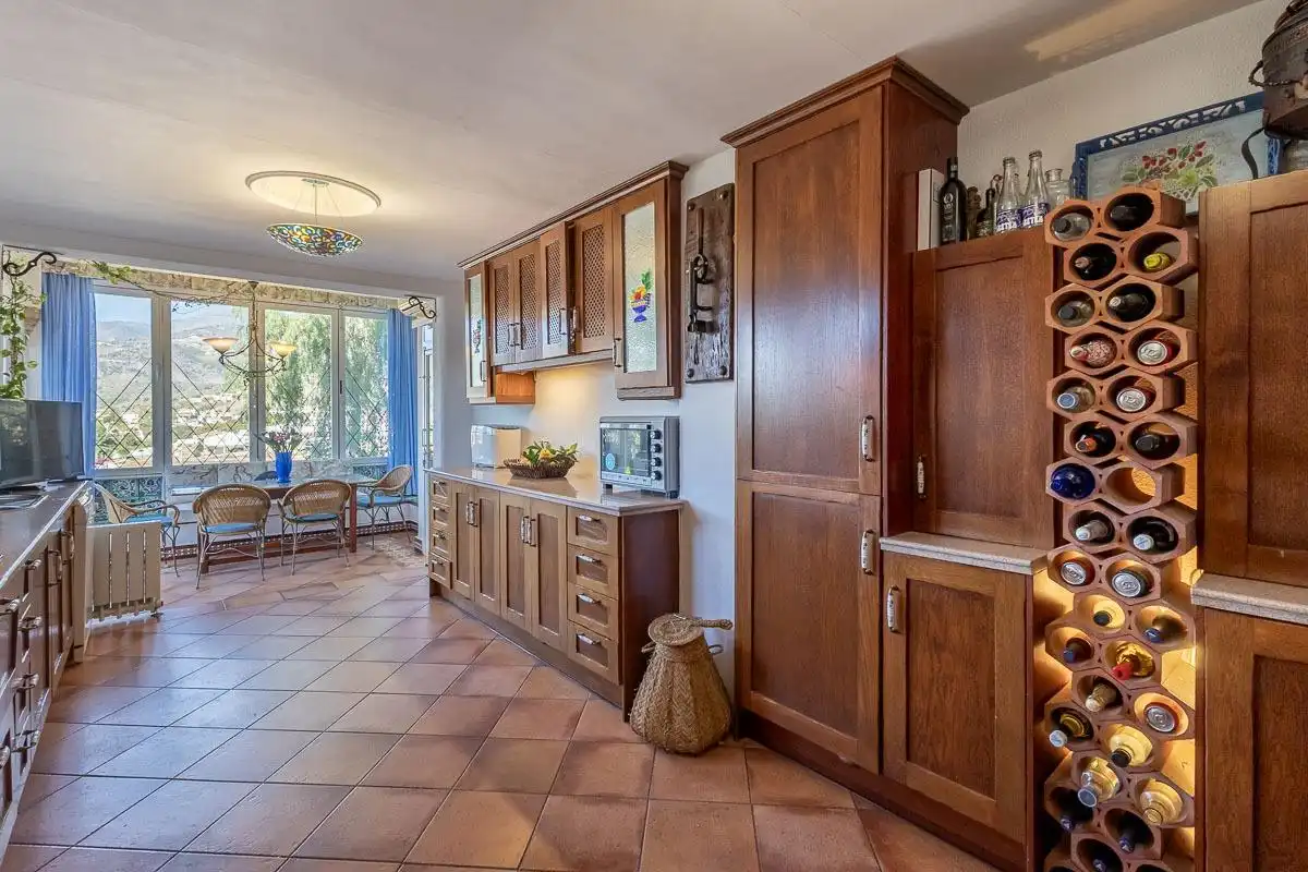 Cocina de Casa o chalet en venta en Almuñécar con Aire acondicionado, Calefacción y Jardín privado