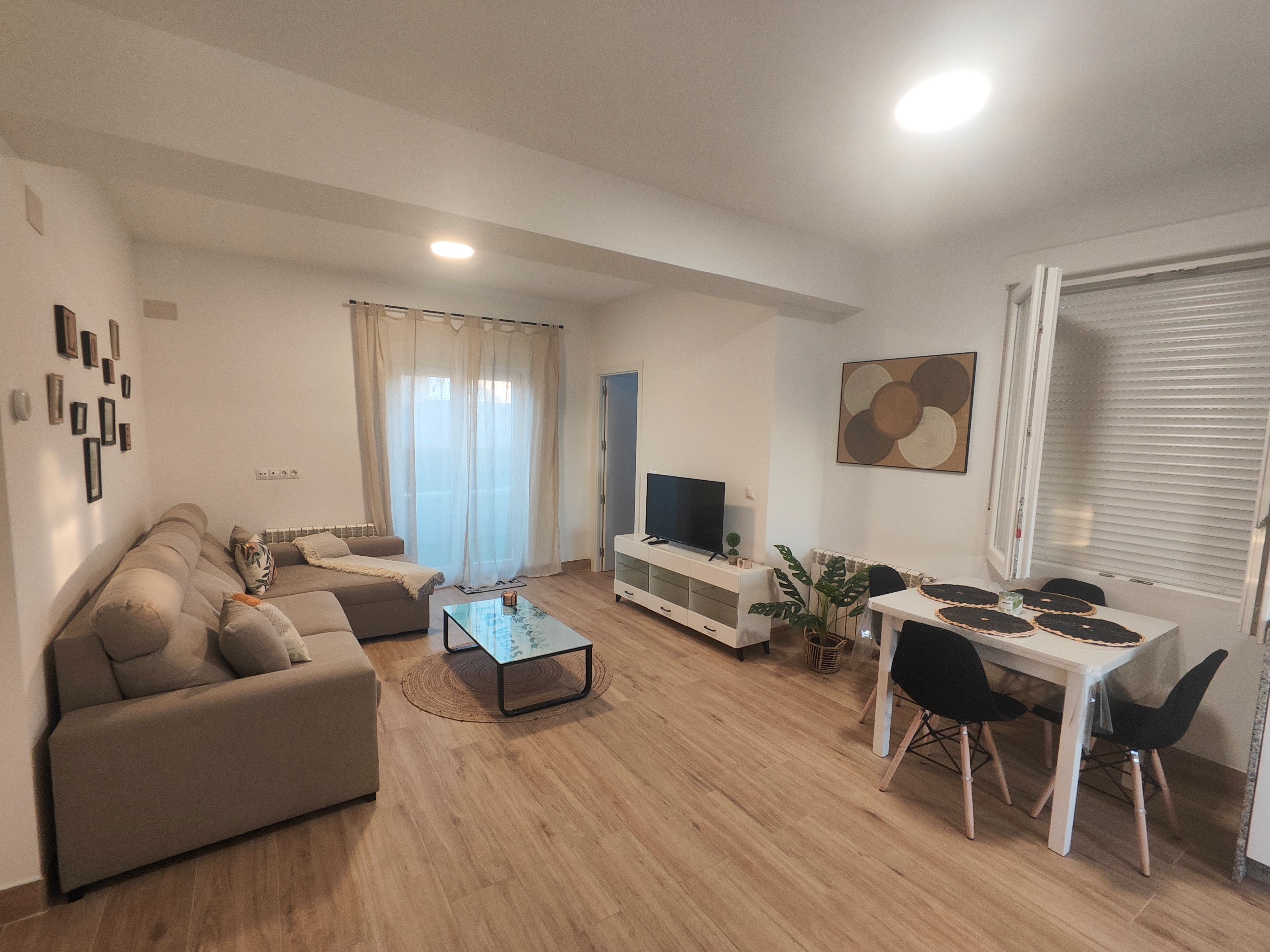 Apartment to rent in Flores de Sil - La Placa