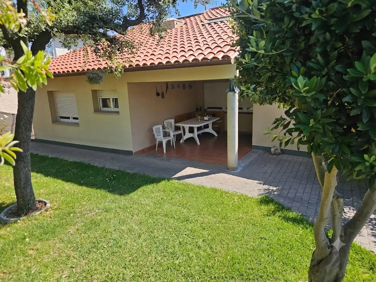 House with garden for sale in Castellnou - Can Mir - Can Solà