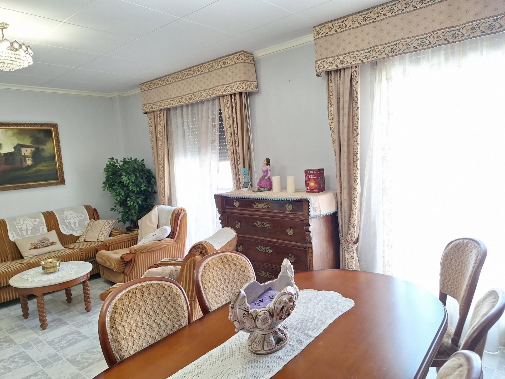 Dining room of House or chalet for sale in Algemesí  with Air Conditioner, Terrace and Balcony