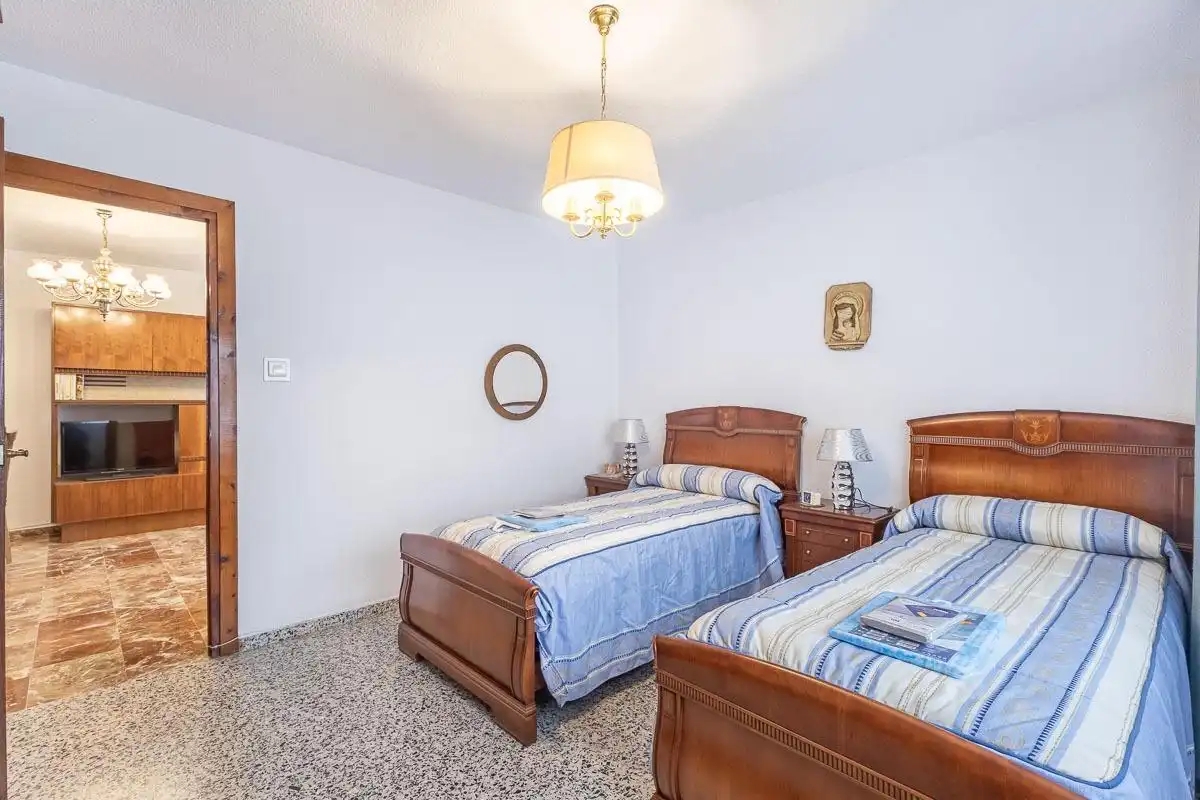 Flat with terrace to rent in Chana, imagen 18