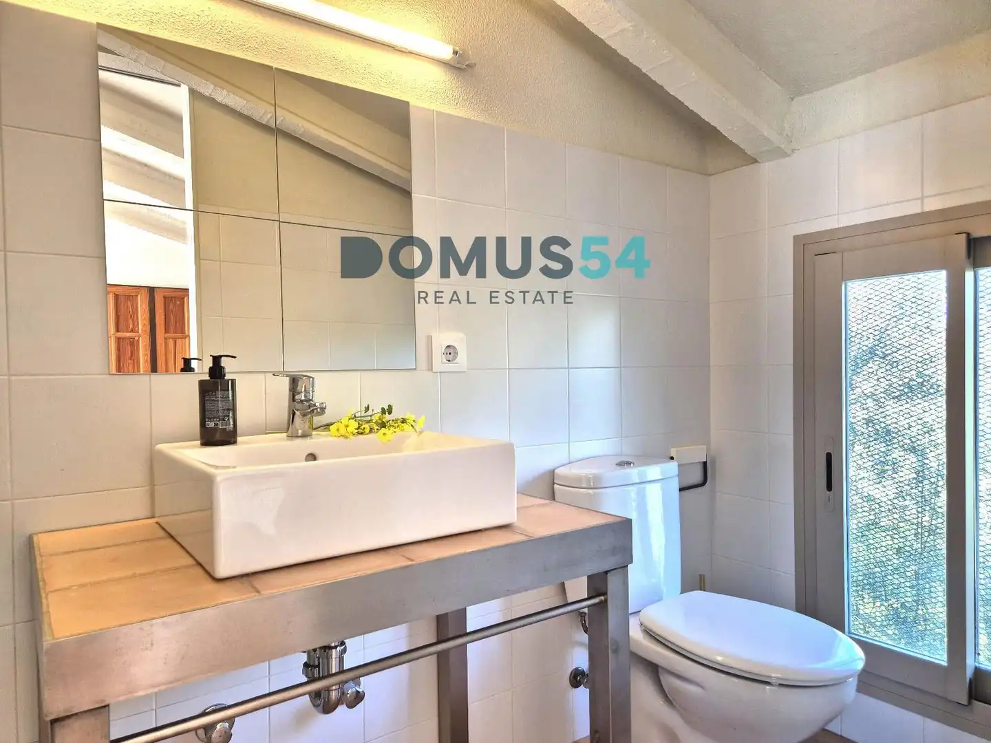 Baño de Finca rústica de alquiler en Petra con Aire acondicionado, Terraza y Piscina