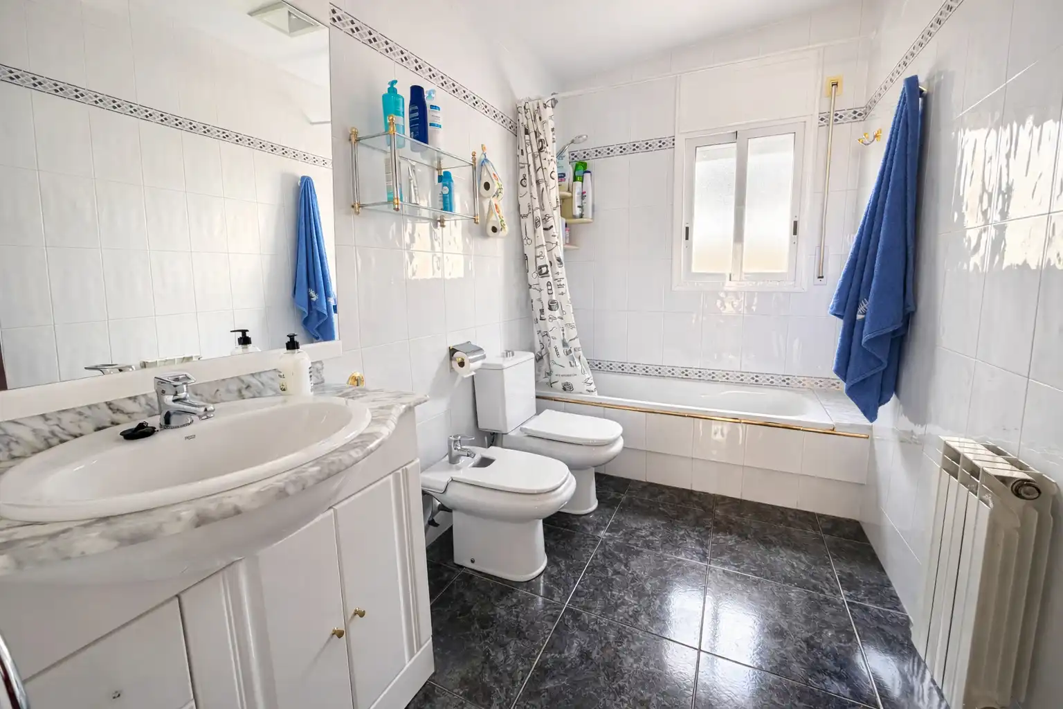 Bathroom of Houses for sale in Calafell  with Air Conditioner, Heating and Private garden