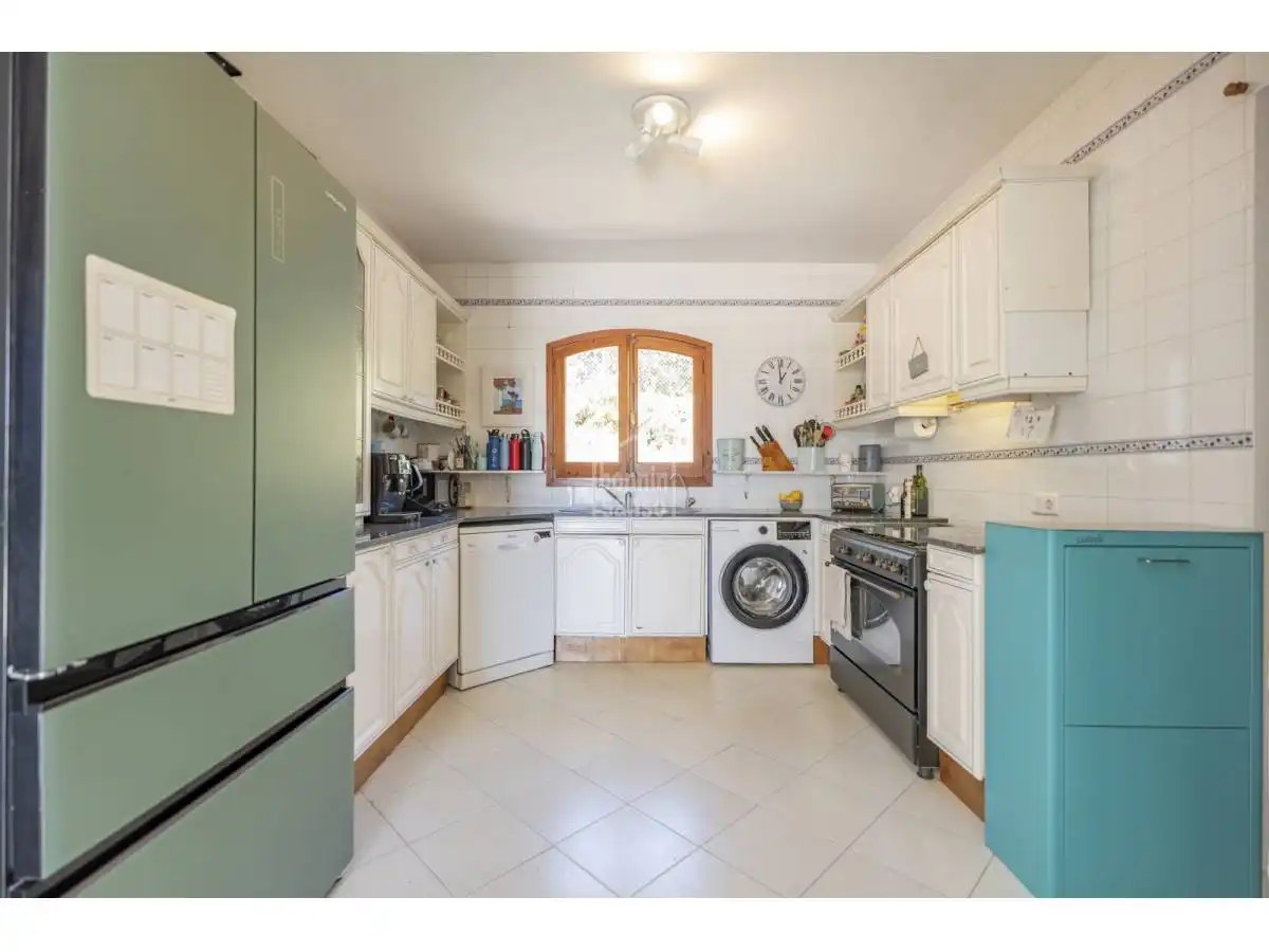 Cocina de Casa o chalet en venta en Sant Lluís con Jardín privado, Terraza y Piscina