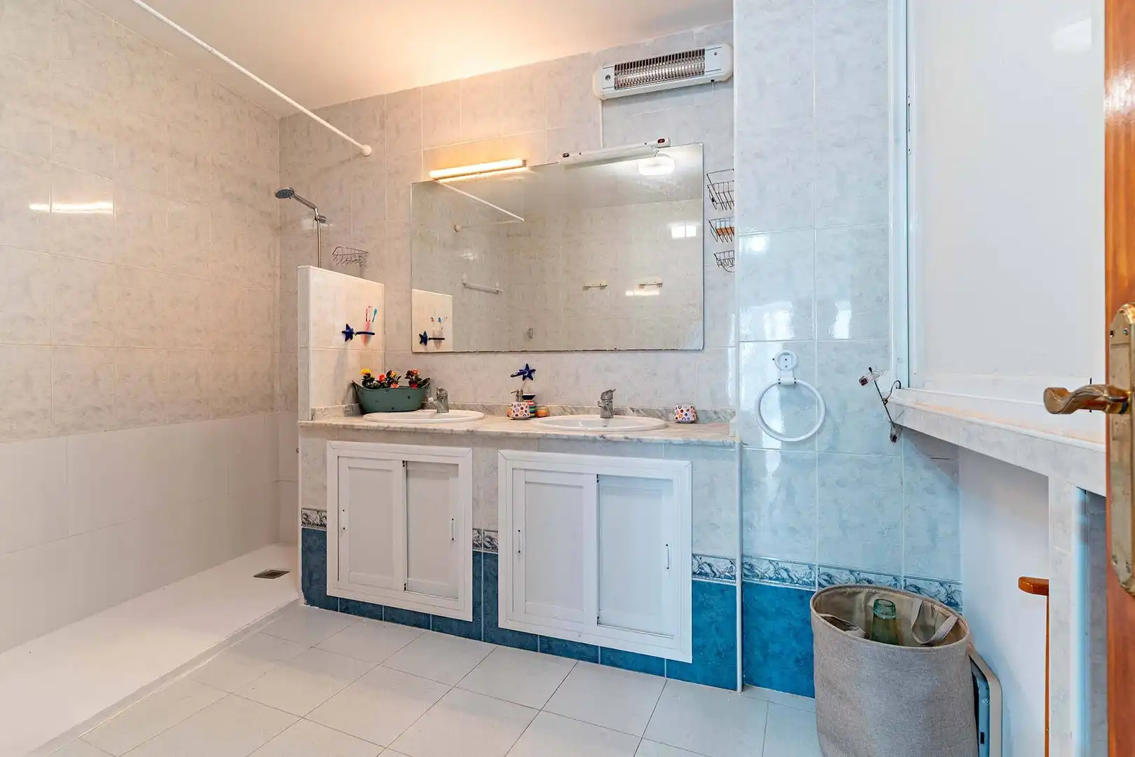 Baño de Finca rústica en venta en Sorbas con Aire acondicionado
