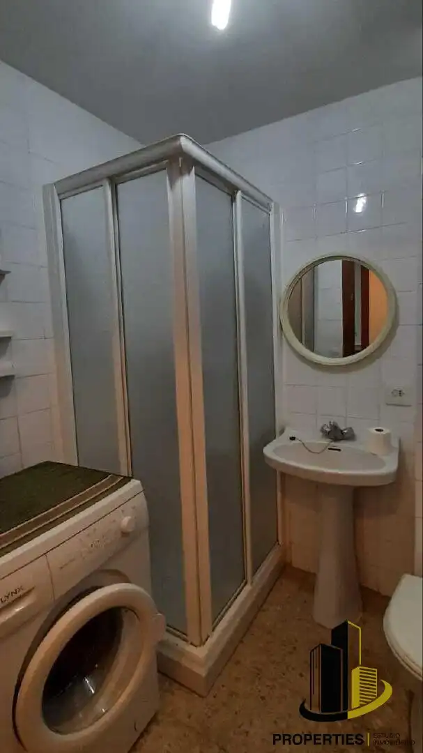 Bathroom of Flat for sale in Béjar