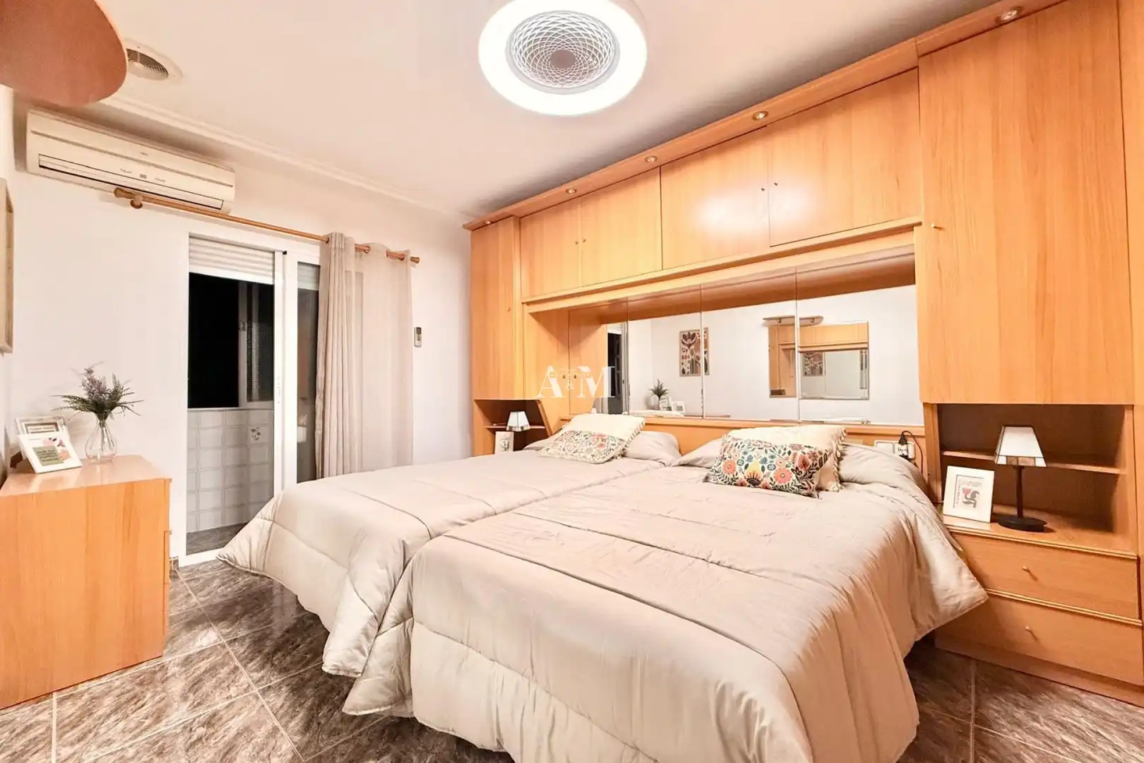 Schlafzimmer von Wohnung zur Miete in Elche ciudad