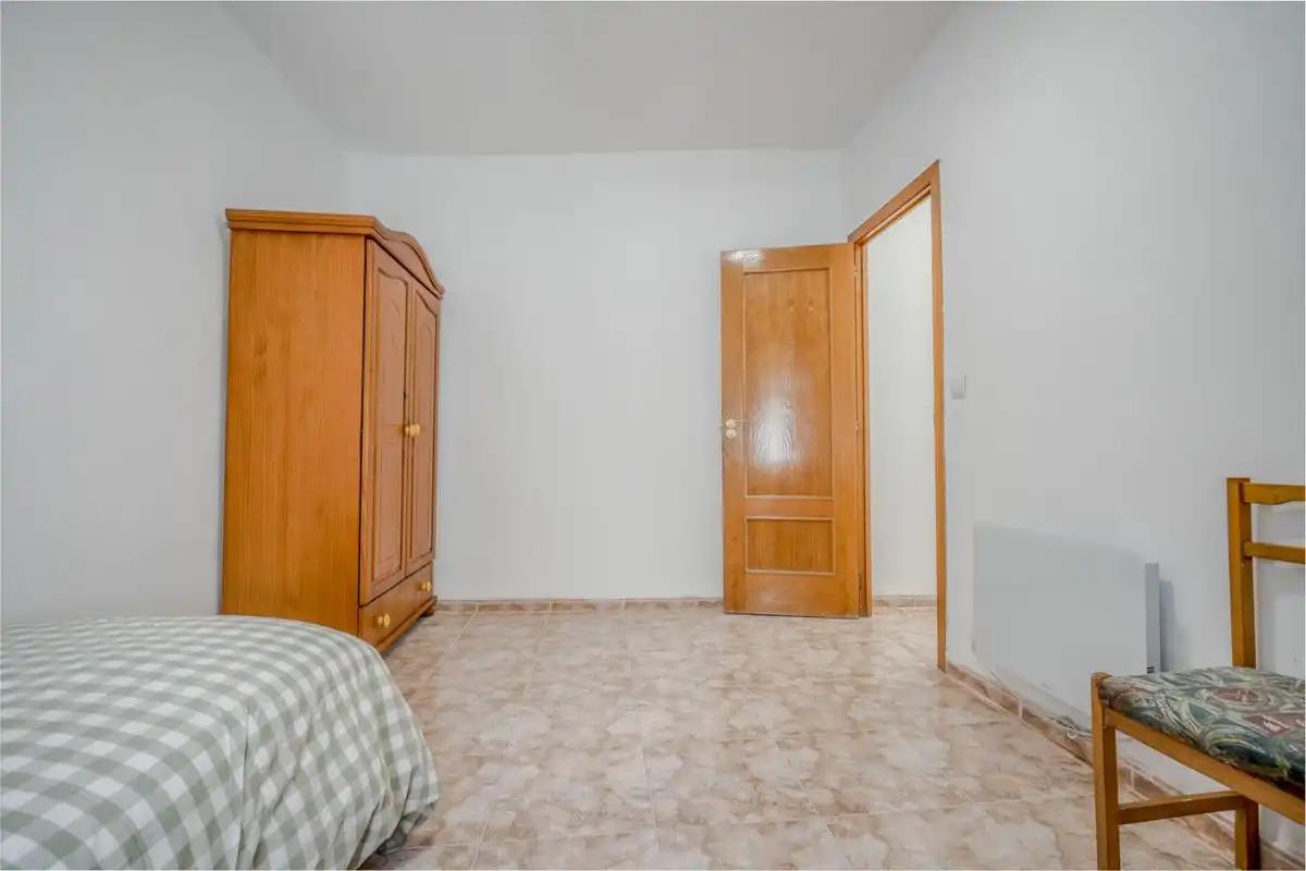 Habitación de Casa adosada en venta en Arganda del Rey con Calefacción y Trastero