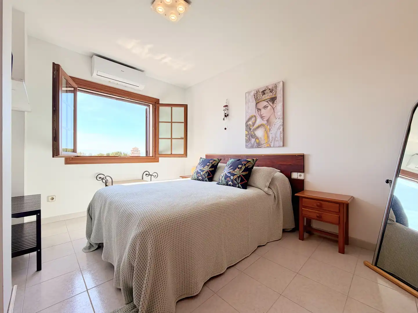 Bedroom of Detached homes for sale in El Vendrell  with Air Conditioner, Heating and Terrace