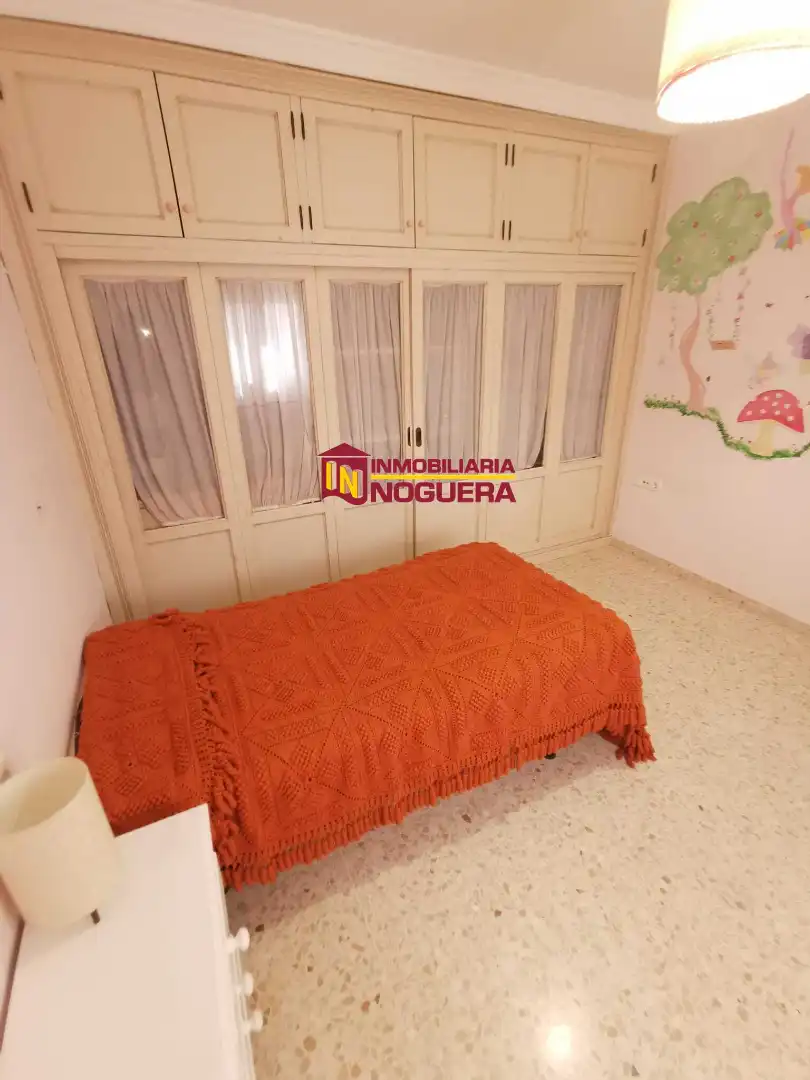 Dormitori de Casa o xalet en venda en Écija