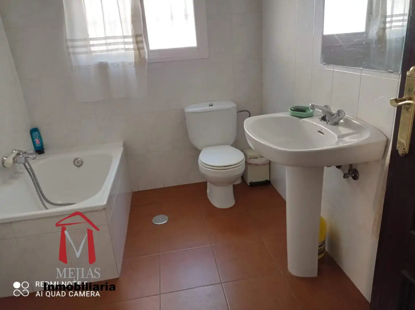 Baño de Finca rústica en venta en Antequera con Terraza, Trastero y Piscina