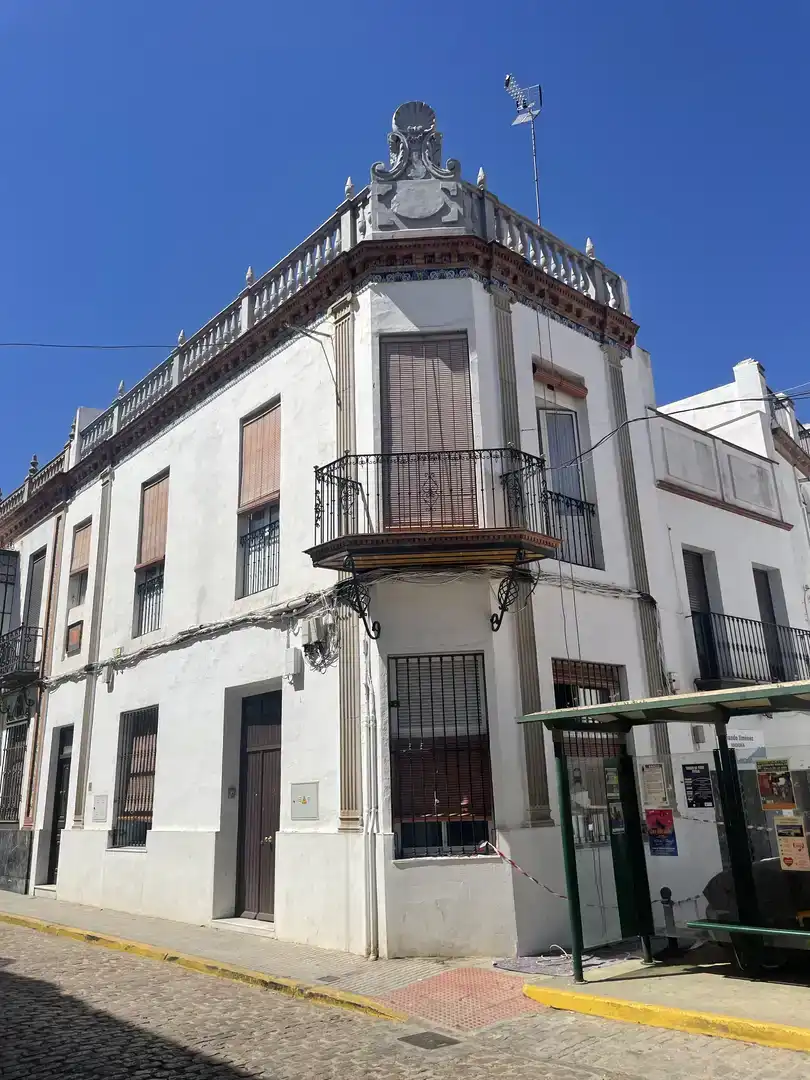Vista exterior de Piso de alquiler en Constantina con Aire acondicionado, Parquet y Amueblado