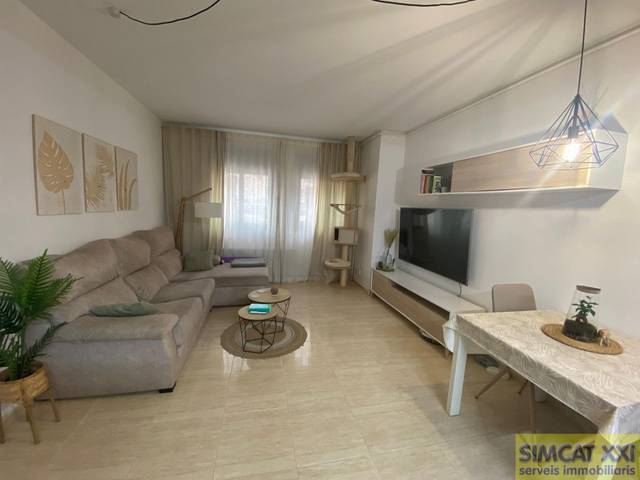 Piso en Venta en Navata
