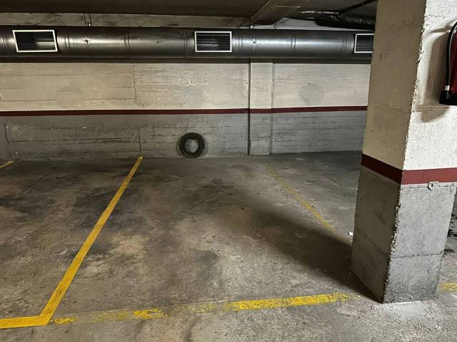 Garaje en Venta en Once de Septiembre en Vila-seca Poble