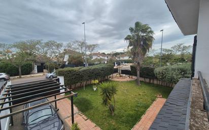 Jardí de Casa o xalet en venda en Badajoz Capital amb Aire condicionat, Calefacció i Jardí privat