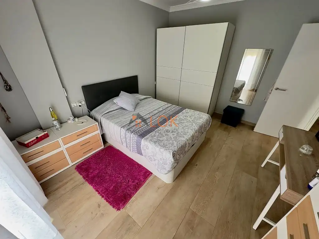 Houses for sale in Calle Antonio Jose Velasco, Churriana - El Pizarrillo - La Noria-Guadalsol
