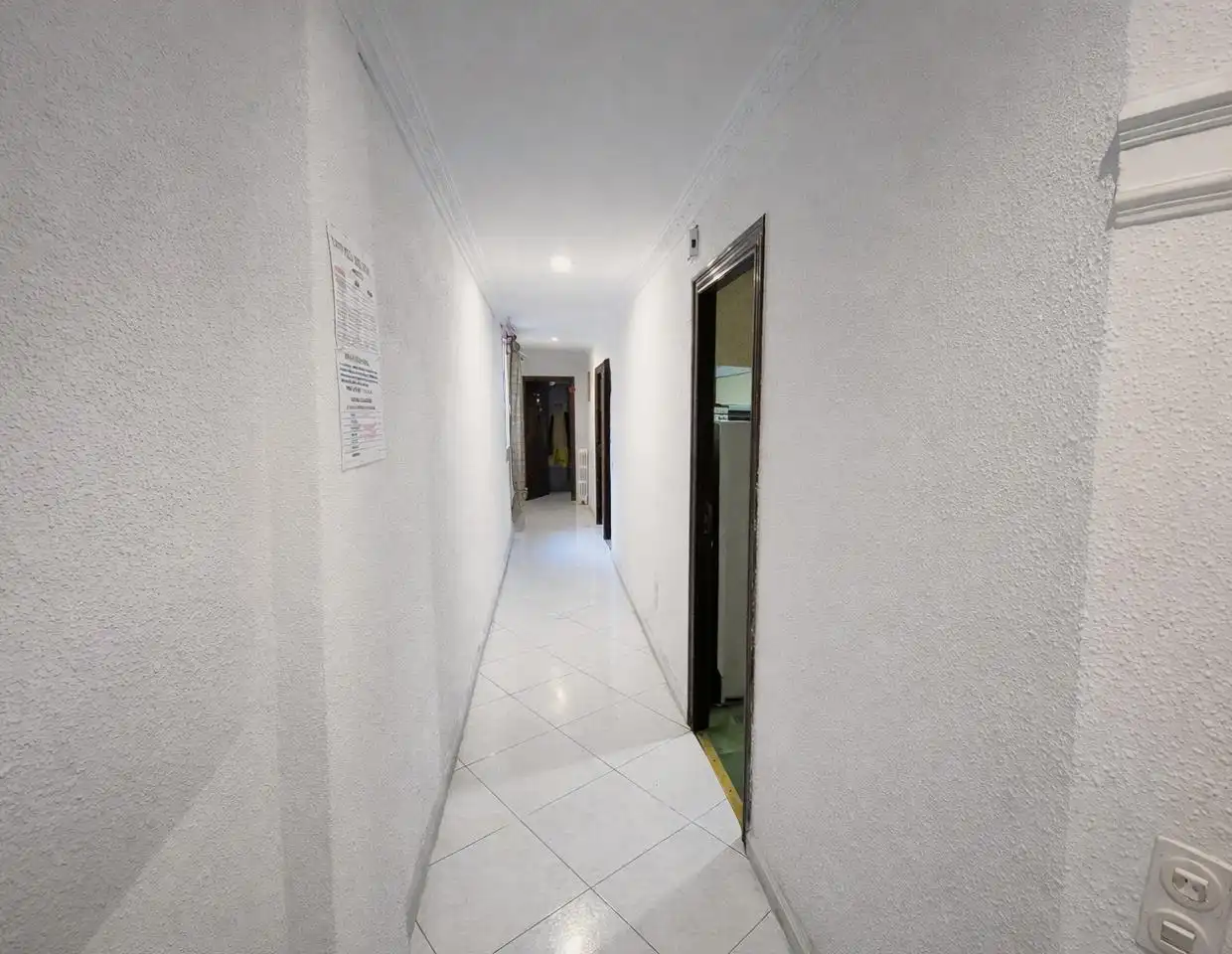 Flat for sale in Zaragoza  with Air Conditioner, Heating and Balcony