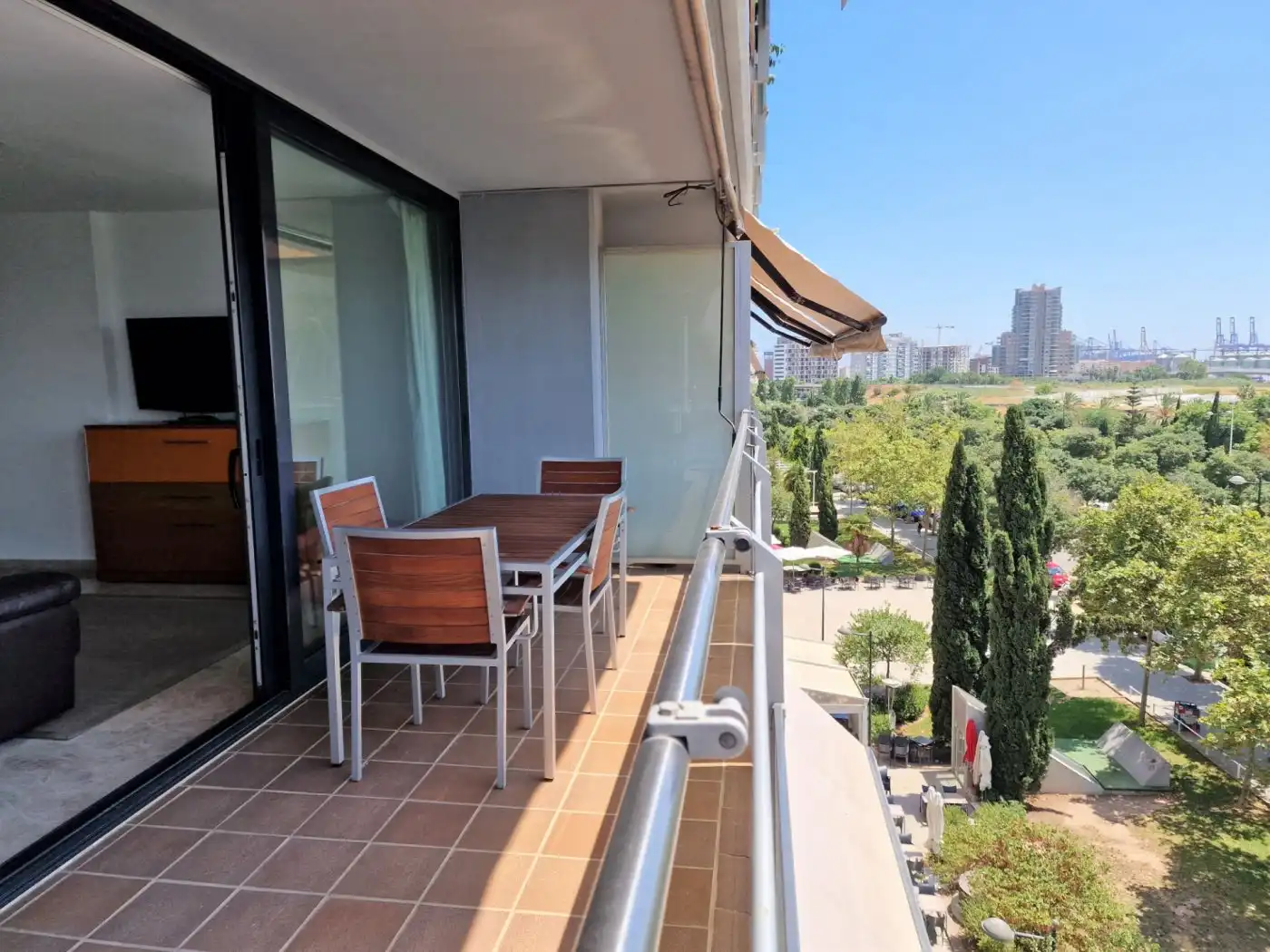 Flat for rent in Paseo Albereda, Penya - Roja - Avda. Francia