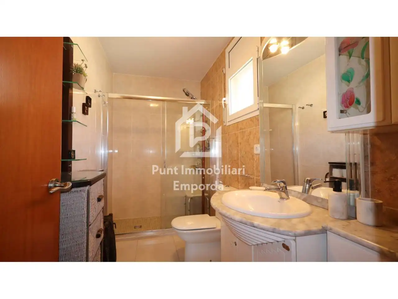 Bathroom of Detached homes for sale in Llançà  with Air Conditioner, Heating and Private garden