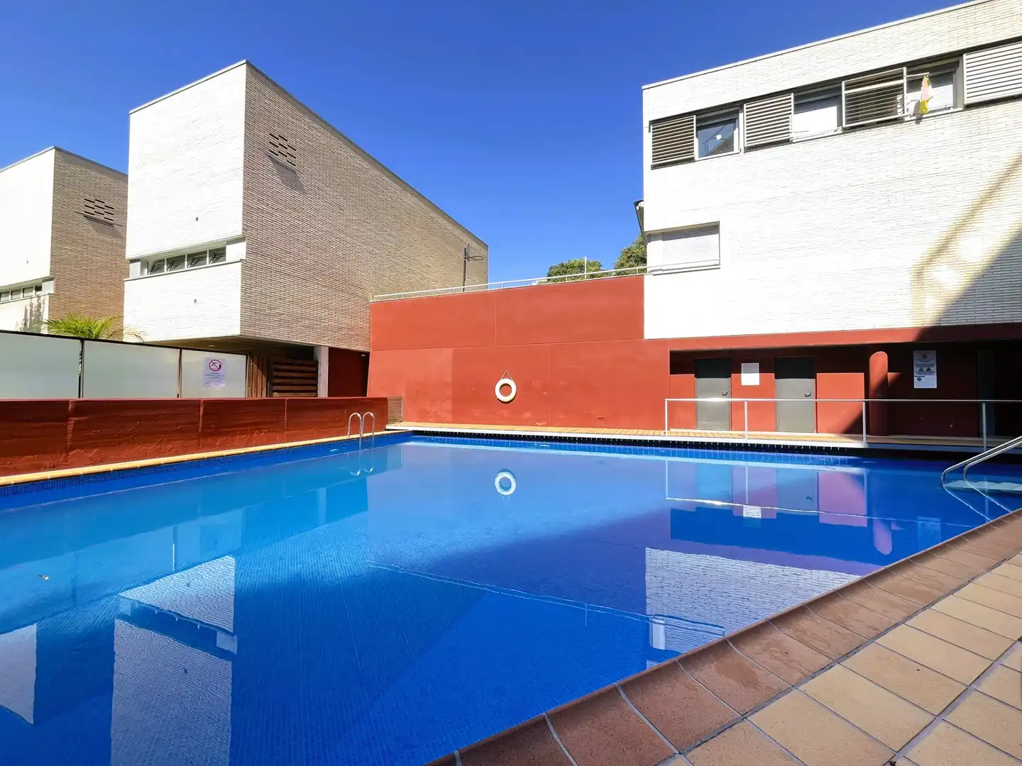 Piscina de Pis en venda en Barcelona amb Aire condicionat, Calefacció i Forn