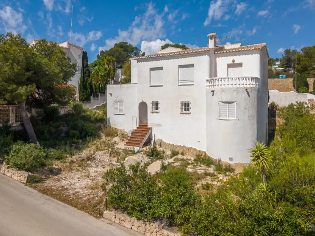 Vista exterior de Casa o xalet en venda en Benitachell / El Poble Nou de Benitatxell amb Aire condicionat, Terrassa i Piscina comunitària