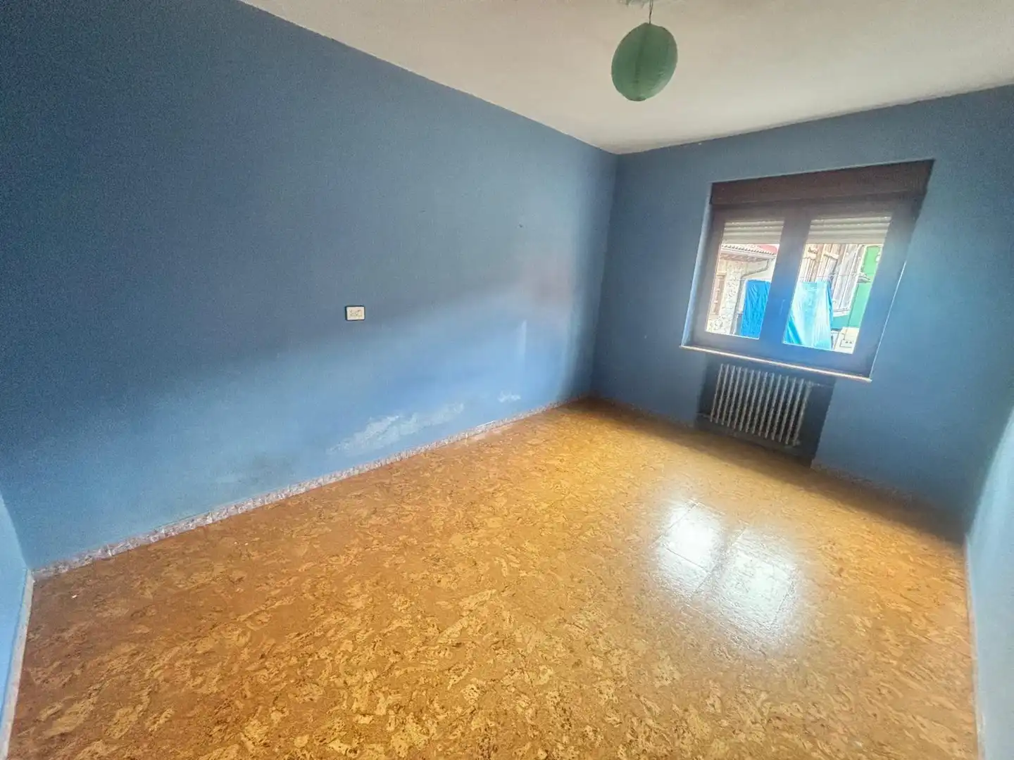 Habitación de Casa o chalet en venta en Laviana con Calefacción y Jardín privado